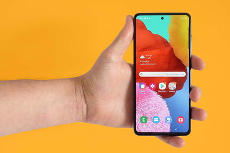 Este fue el primer móvil de la historia con pantalla OLED Este fue el primer móvil de la historia con pantalla OLED