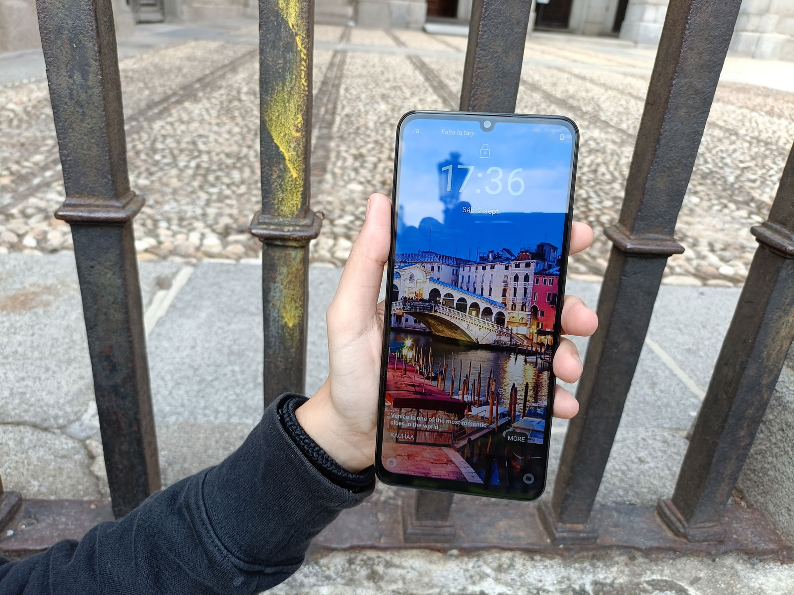 El realme c51 en condiciones exteriores