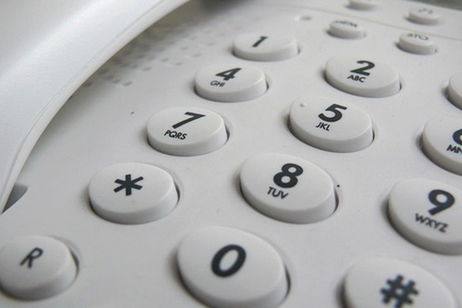 La CNMC libera a Telefónica de sus obligaciones mayoristas en telefonía fija al desregular el mercado