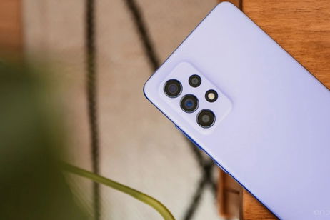 Los Samsung Galaxy A52 5G de Europa se actualizan con el parche de seguridad de enero Los Samsung Galaxy A52 5G de Europa se actualizan con el parche de seguridad de enero