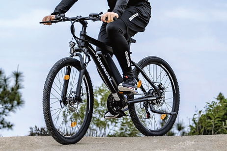 Se hunde el precio de esta bicicleta eléctrica todoterreno: 21 velocidades, 65 km de batería y gran ahorro Se hunde el precio de esta bicicleta eléctrica todoterreno: 21 velocidades, 65 km de batería y gran ahorro