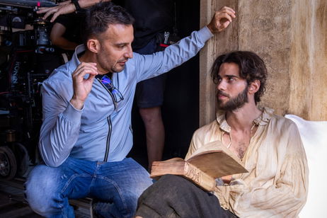 Cervantes coquetea con la bisexualidad en la nueva película de Alejandro Amenábar sobre su vida y cautiverio en Argel Cervantes coquetea con la bisexualidad en la nueva película de Alejandro Amenábar sobre su vida y cautiverio en Argel
